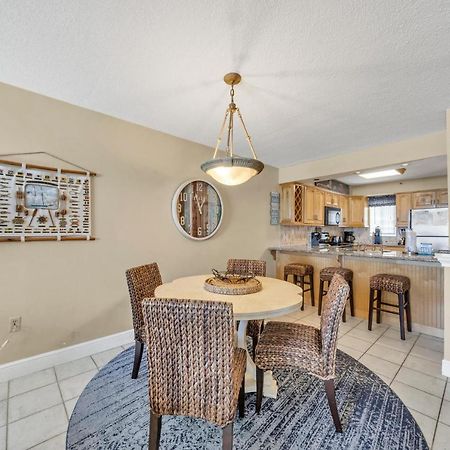 Destin On The Gulf 403 - This Is A Beautiful Beach Front Condo With A Great View Of The Gulf Exterior photo