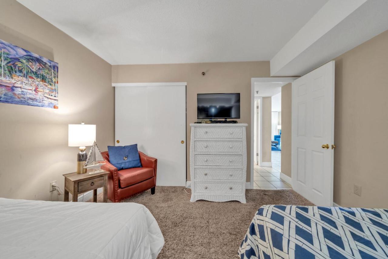 Destin On The Gulf 403 - This Is A Beautiful Beach Front Condo With A Great View Of The Gulf Exterior photo
